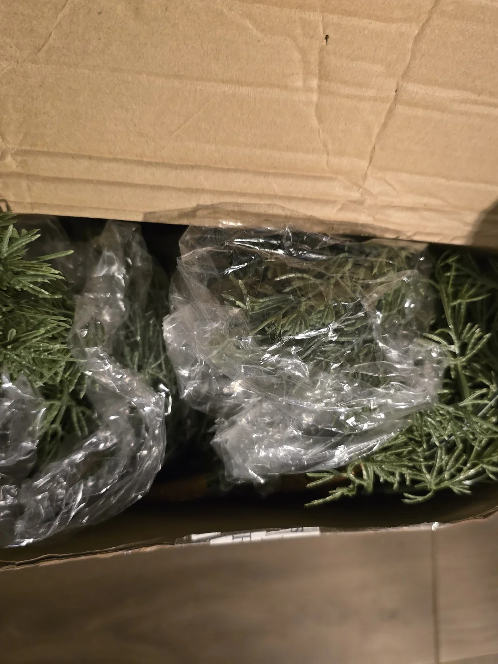 Artificial Cedar Greenery Spray Bundle - Green Home Holiday Foliage. 6 Pcs. NWT.